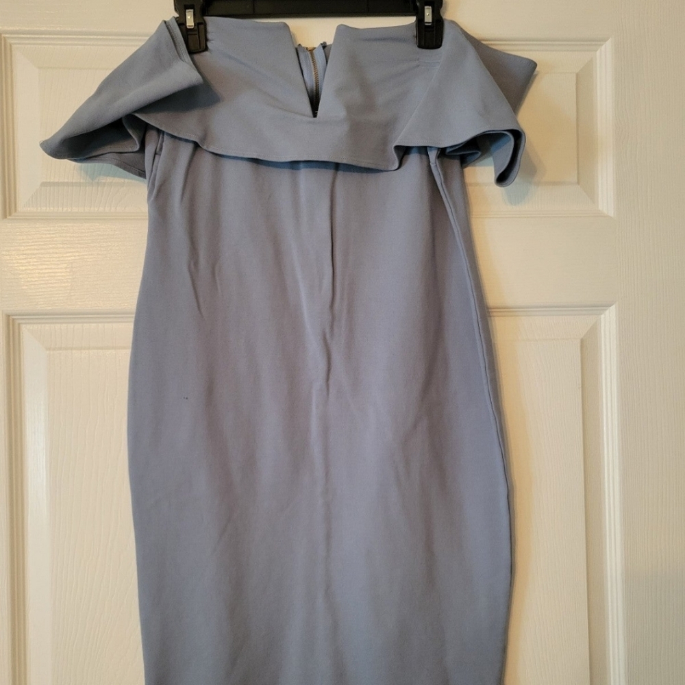 Short blue dress